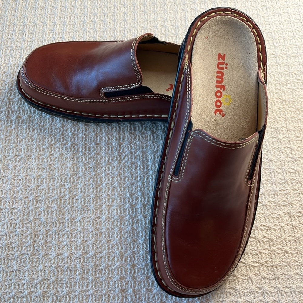 Zumfoot Slide Z2115 leather slide clogs Euro size 37, sz6, clean, reddish brown